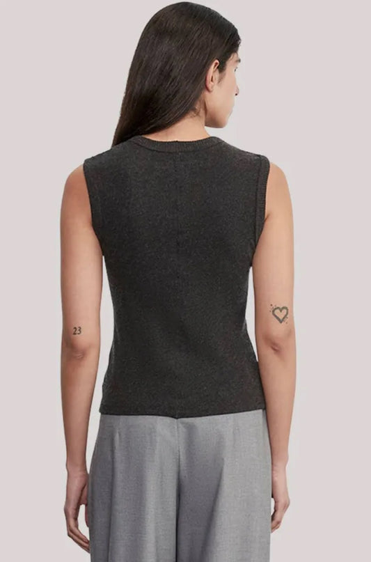 Cashmere New Classic Sleeveless Crew