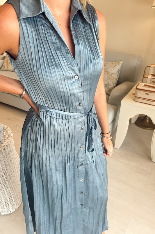 Sleeveless Blue Maxi with Tie