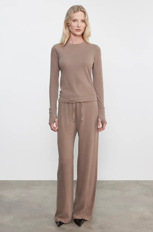 Cashmere Easy Cuffed Crew in Walnut