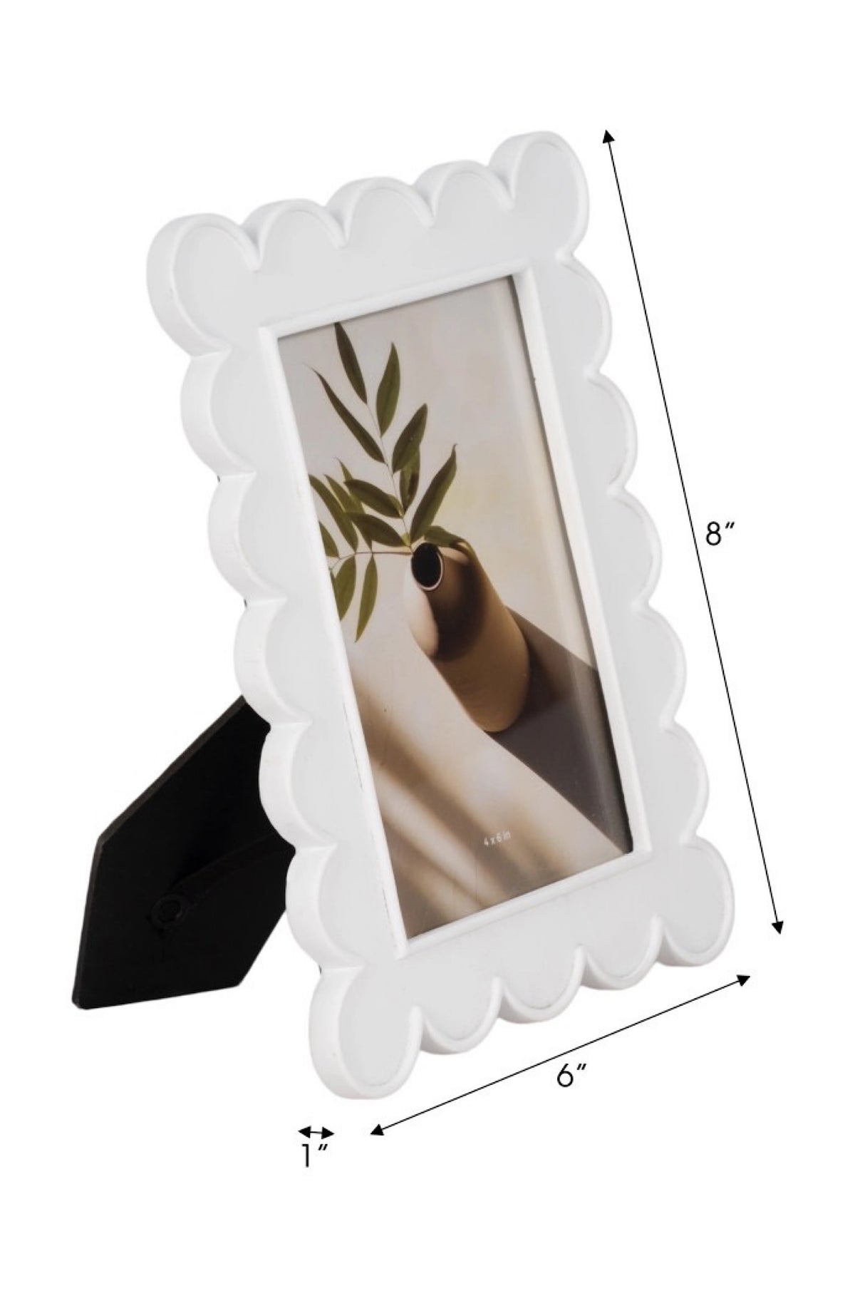 Scalloped Photo Frame