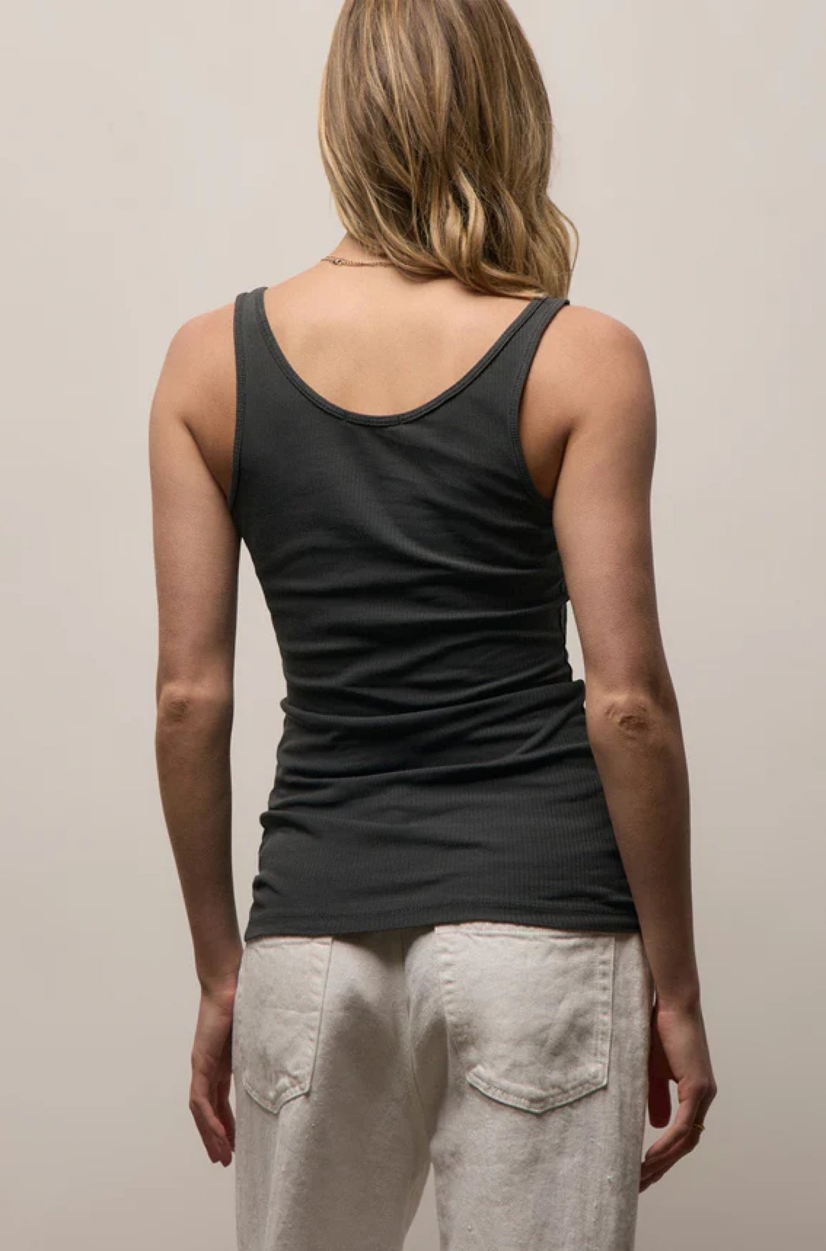 Ribbed Daily Tank in Carbon Pigment